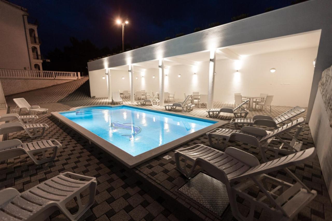 In Okrug Donji With Sea View, Balcony, Air Conditioning, Wifi 5166-3 Apartment *